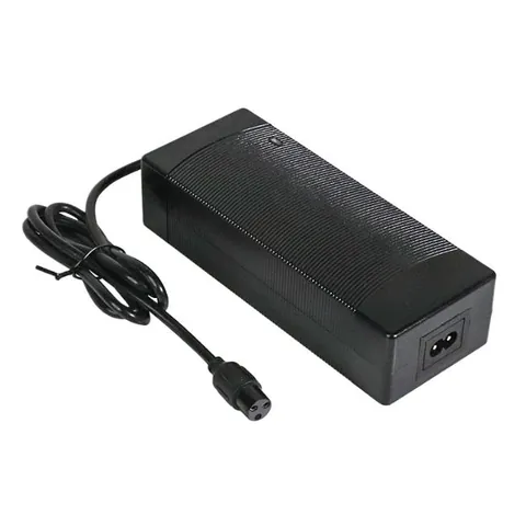 Cargador 54.6V 2A GX16 – QMWheel V20, OUXI V20 (modelo nuevo)